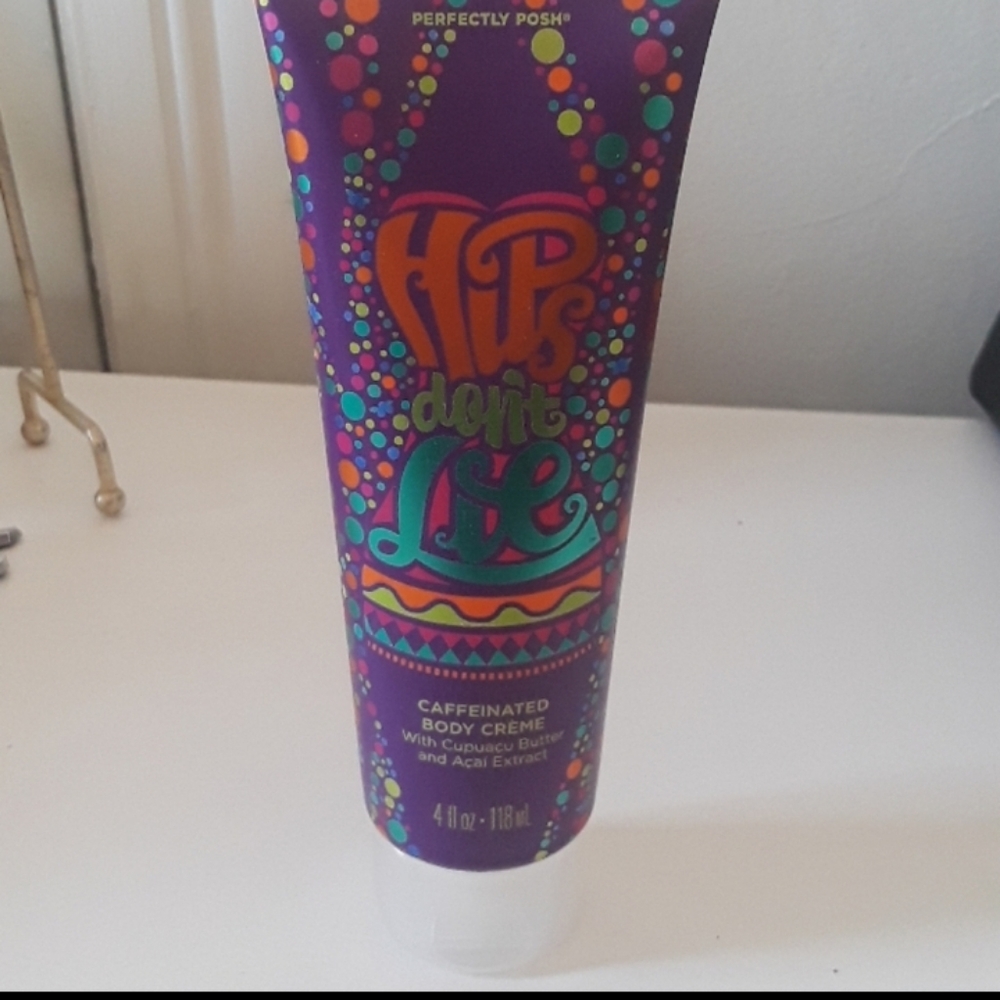 *NEW*HIPS DON'T LIE BODY CREMÉ